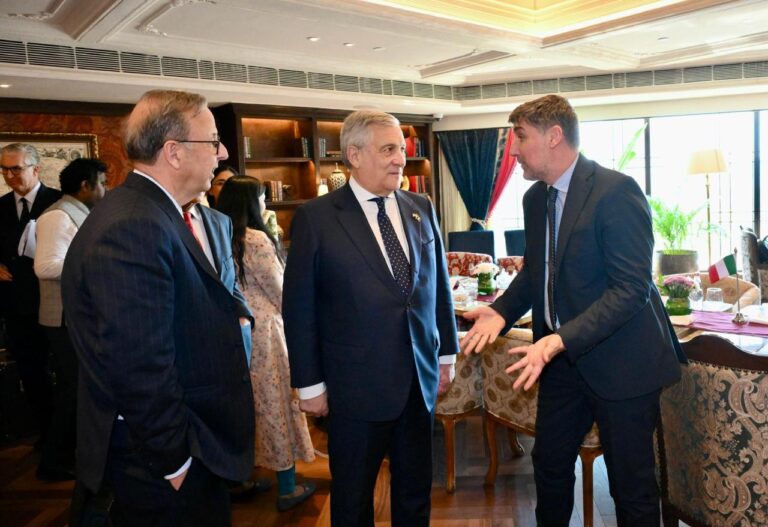 WhatsApp Image 2025-12-15 at 16.39.02 (1)