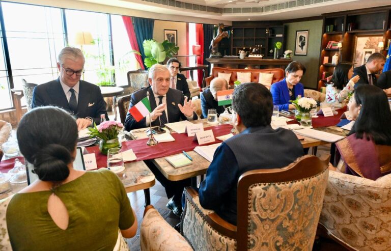 WhatsApp Image 2025-12-15 at 16.39.05 (2)